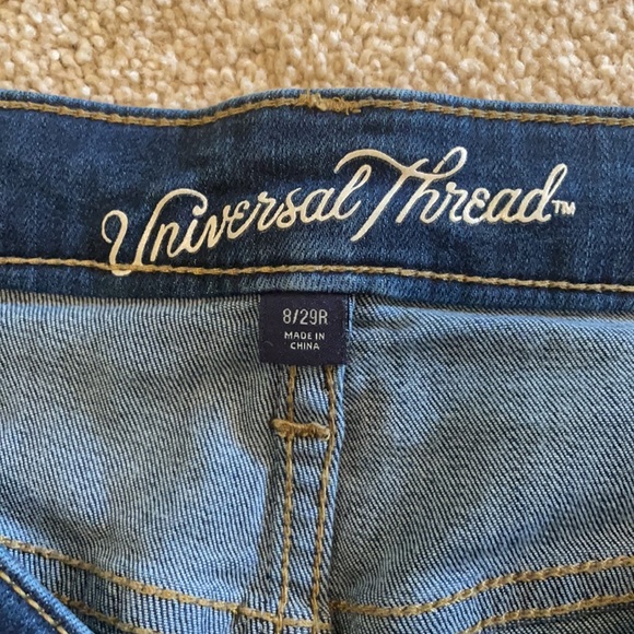 Universal Thread distressed jeans - Picture 4 of 5